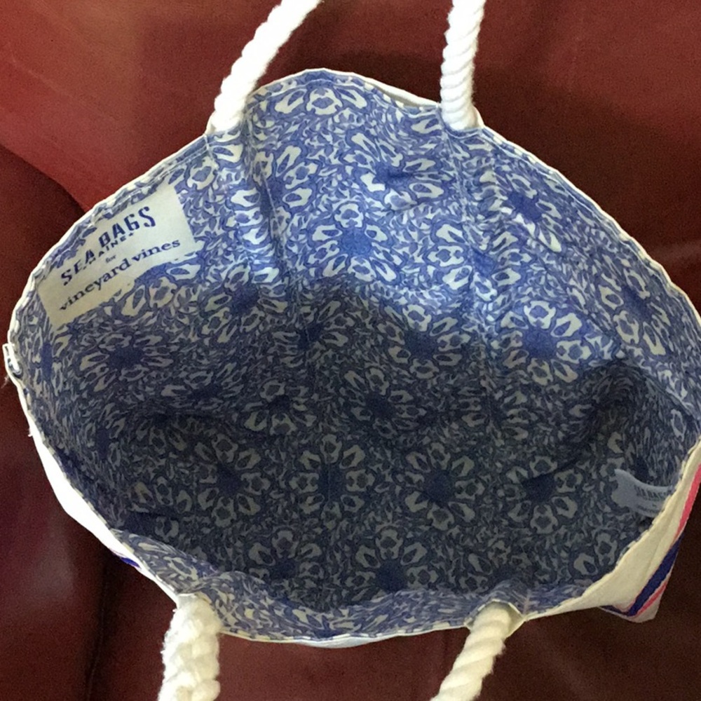 Seabags Maine Vineyard Vines Collaboration tote - Picture 4 of 14
